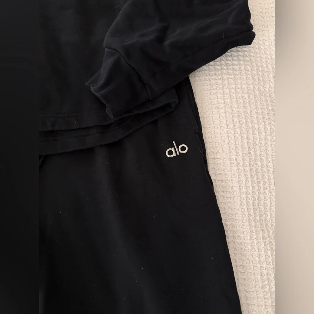 Black Alo Set - Picture 9 of 9